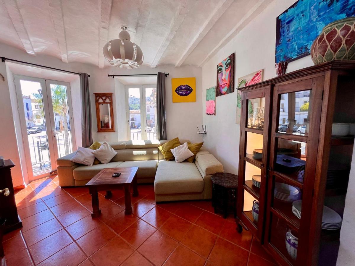 Spanish Town House Alora Ngoại thất bức ảnh